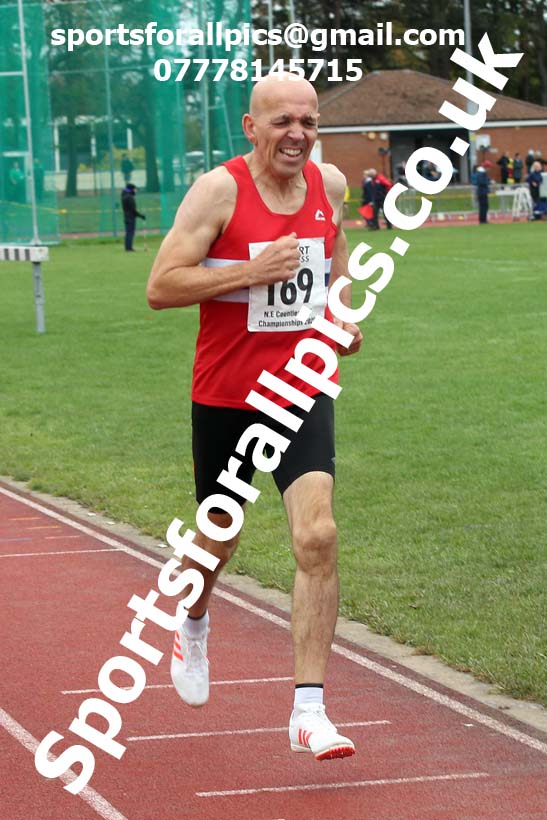 800 metres, NECAA Open Meeting, Morpeth, Sunday, October 18th. David T. Hewitson/Sports for All Pics